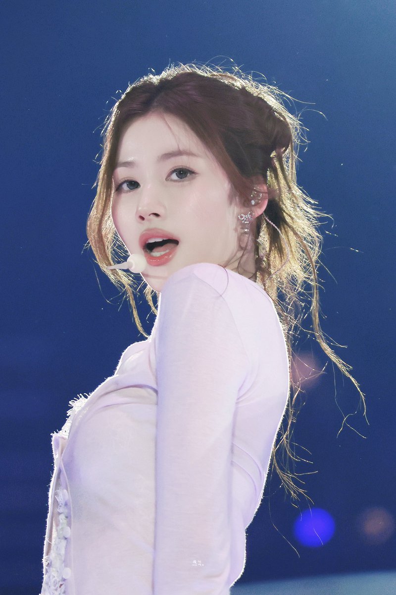 yzywgd_'s tweet photo. 260712

#사나 #SANA #サナ
#트와이스 #TWICE https://t.co/tFOxrBZ2om