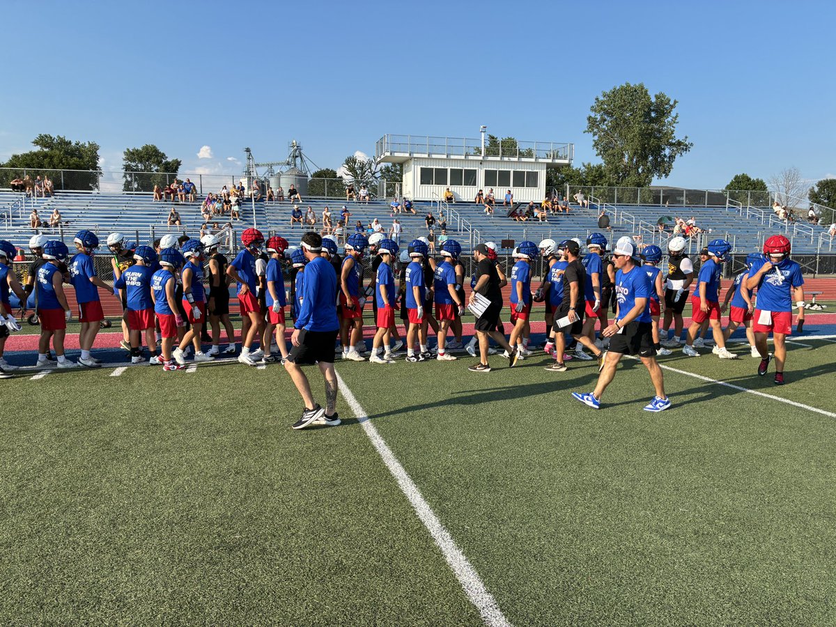 RodKRCG13's tweet photo. New California HS football coach Zach Thomas, leads his Pintos through 7 on 7 competition tonight at Riley Field. @PintoAthletics s https://t.co/DQ29g6djp8