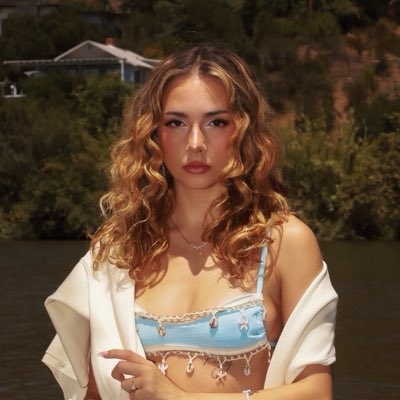 haleypullos tweet picture