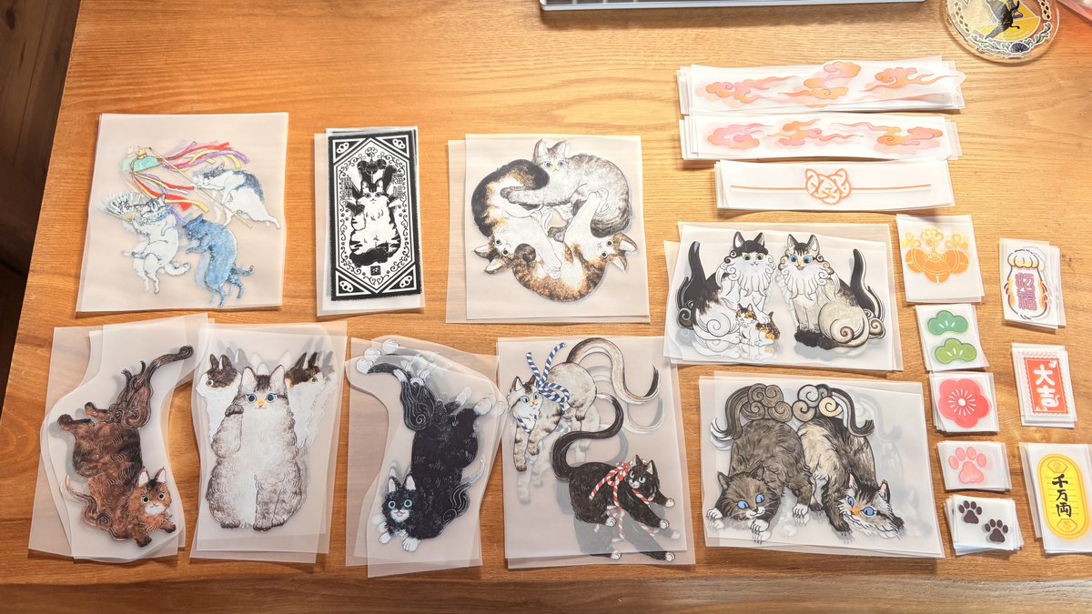 tama_art6's tweet photo. ワークショップで使うDTFとおにゅーのハサミが届いたので切り分け〜
新しい文具使うときはテンション上がるね https://t.co/ezbU4ZV45U