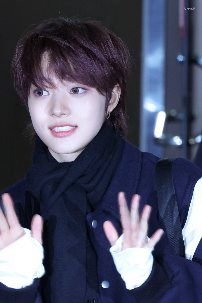 doll__ll's tweet photo. can we talk abt this nikjju plz... https://t.co/jgBBohMxxr