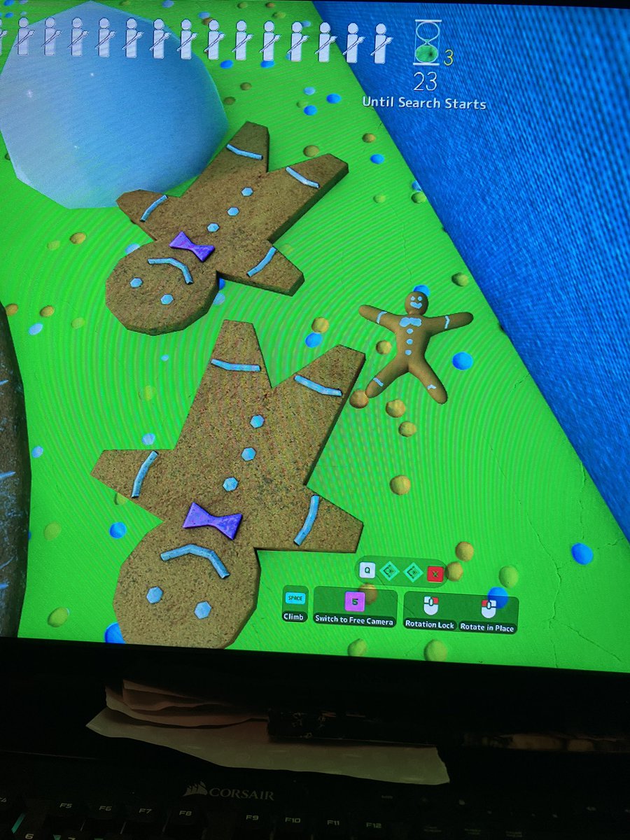 lynbotomy's tweet photo. first time playing meccha chameleon. no idea what i’m doing https://t.co/NOdyRqGLQH