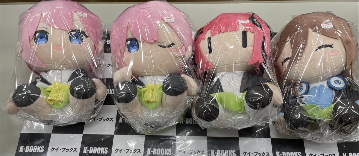 KBOOKS643496's tweet photo. 【入荷情報】
#五等分の花嫁

BIGぬいぐるみ　各種入荷しました！！

五つ子ちゃんコーナー広く展開中です！！

ぜひK-BOOKS秋葉原本館にご来店ください！

#kbooks 　https://t.co/FewryHUJpC https://t.co/1E78X0GCeF