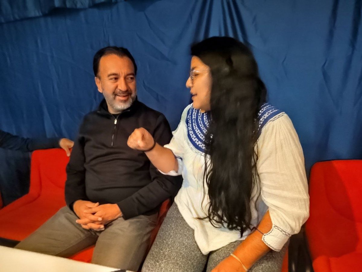 RunaSURec's tweet photo. Se están metiendo con la democracia y la decisión de miles de quiteños. Están desesperados porque saben que no van a ganar las elecciones en Quito.
#PabelEstamosContigo @MashiRafael @AndreaEncaladaE @GabrielaEsPais https://t.co/0zSf2CuJkE