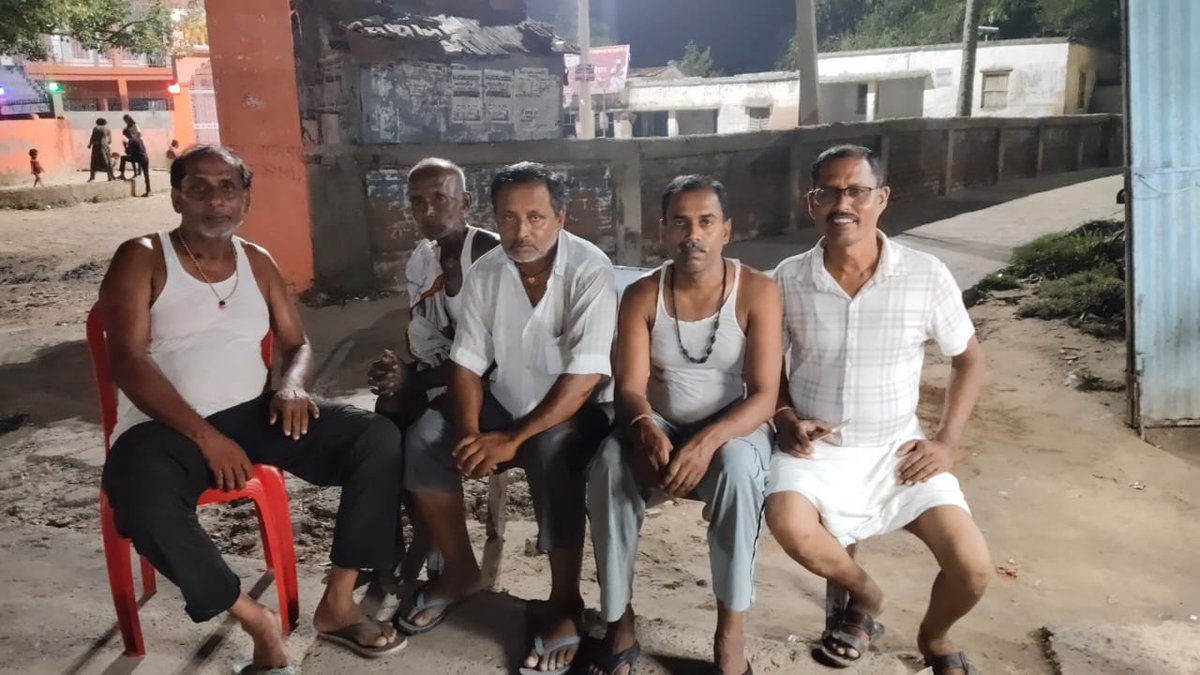 Gyandee33037379's tweet photo. सावधान ❗️सावधान ‼️ सावधान ❗️‼️
बिहार में सम्राट वसूलेगा पंचायत #लगान❓️
@girija_sah https://t.co/q65EqAPgYN