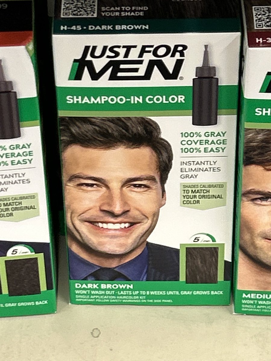 sharkpu8's tweet photo. Not sure why I took this photo, I guess this guy looked familiar https://t.co/kmAXRLocYf