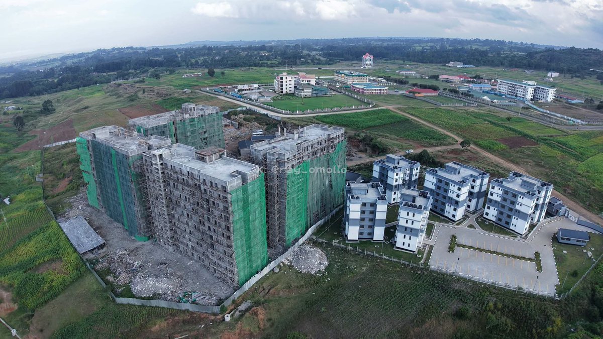 Terry_ke001's tweet photo. Kazi imekua ikifanyika Ol Kalou hata before hii by election ikue. 

This is the 220 unit Phase II of the Ol Kalou Township Affordable Housing Project and as you can see Sio nyumba zimeanza jana.

President William Ruto is delivering! All the best Samuel Muchina Nyaga. https://t.co/PumXD5mhK6