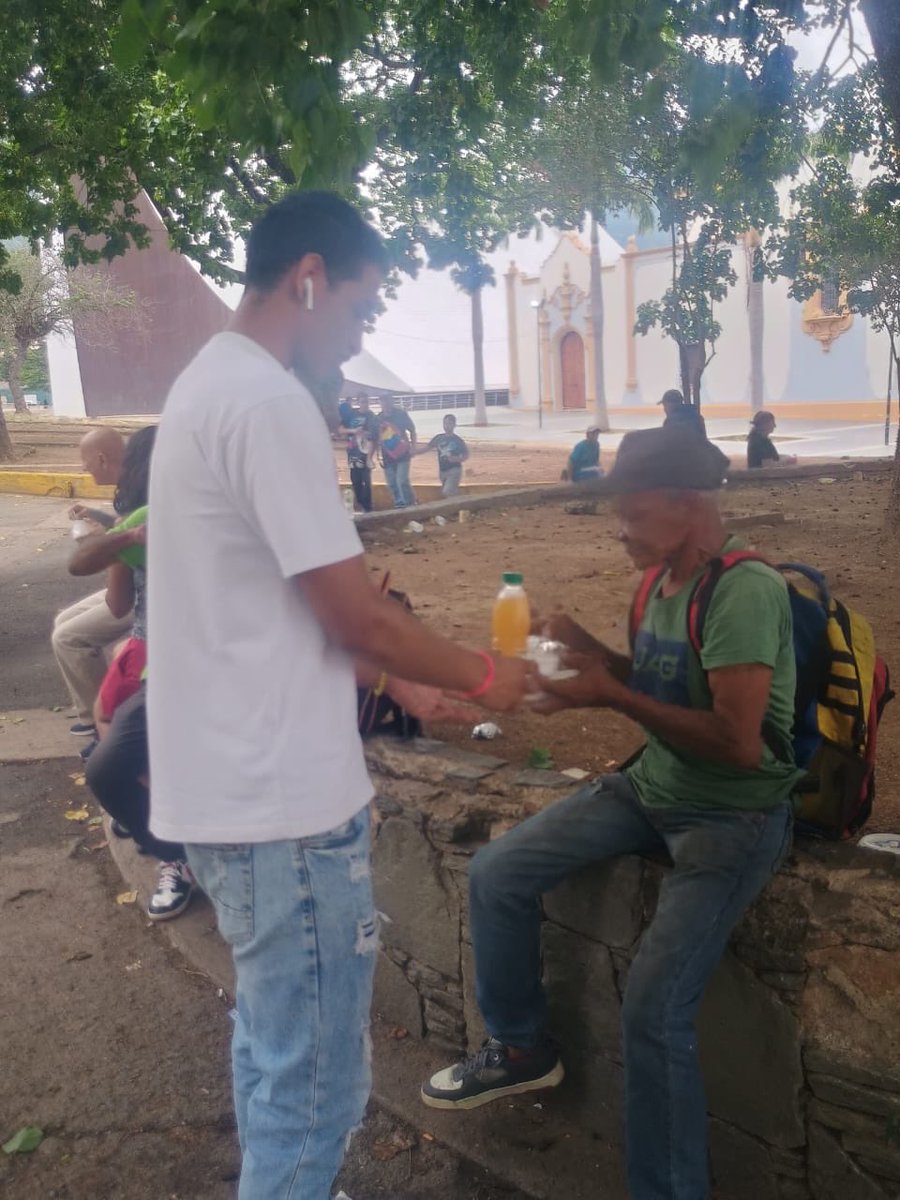 KarttosI's tweet photo. Panteón Nacional Caracas https://t.co/4n0eyfhMH6