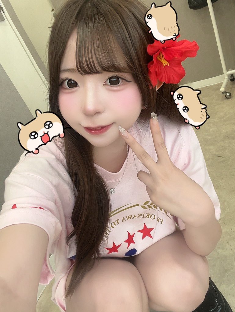 misa_s1904's tweet photo. 沖縄ガール登場 https://t.co/hDmaxI11wG