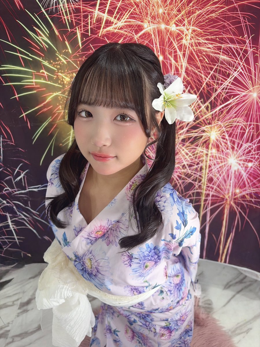 AKB 加弥乃直筆サイン入りブロマイド 衣装⬇️の5着です🎐𖤐⋆ 5枚から印刷サイン入りブロマイド2枚で 10枚