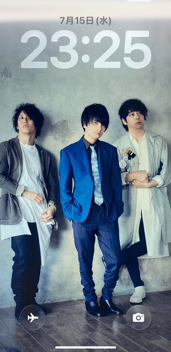 rmtsmt_Re_0's tweet photo. UNISON SQUARE GARDENありがとう
鈴木貴雄ありがとう
大好きなスネアの音、バスドラの音、タムの音、奏でる音全部大好き
火がつかなくても薪をくべます ずっと火が燃えていられるように薪をくべます
ユニゾンとしての鈴木貴雄の心臓は止まっちゃったけど、鈴木貴雄の心臓が動き出すまで心マします https://t.co/Bn9xDvSALj