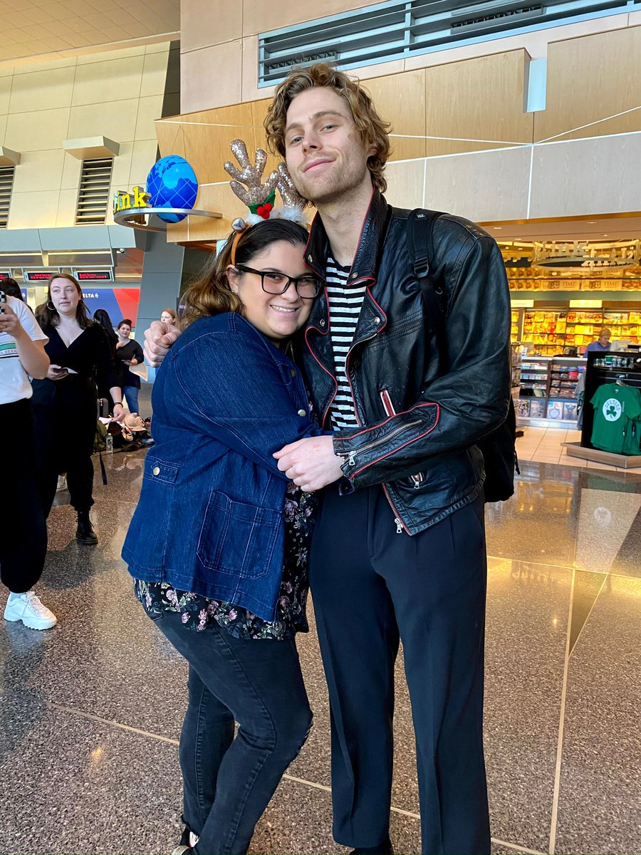 babyblueslh's tweet photo. My comfort human turns 30 today. Don’t know what I would do without you @Luke5SOS 🫶🖤 forever thankful to be alive at the same time as you. https://t.co/37x0mB9iNm