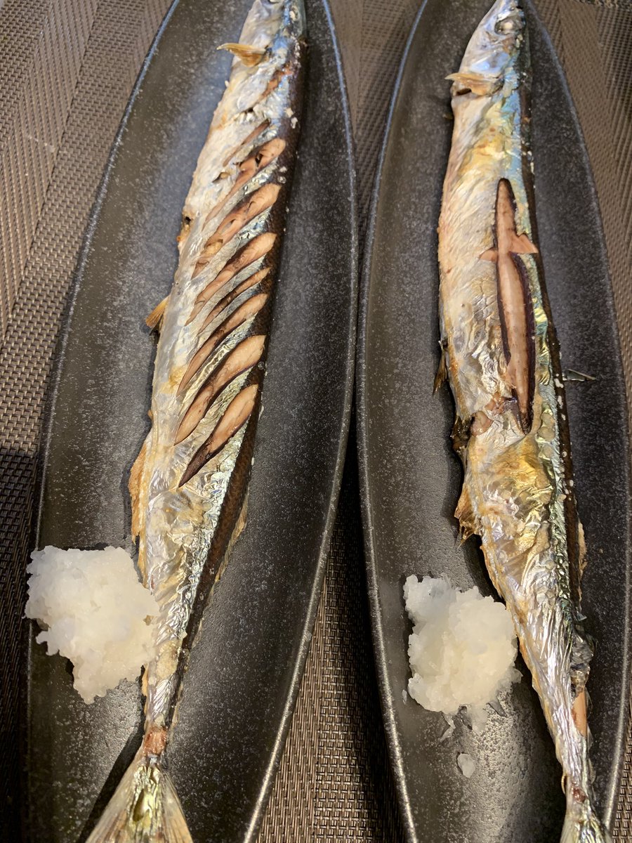 skanayaneko's tweet photo. やっぱり、大根おろしは必要ですネ。初物頂きます🙇 https://t.co/oiM10t5xDa