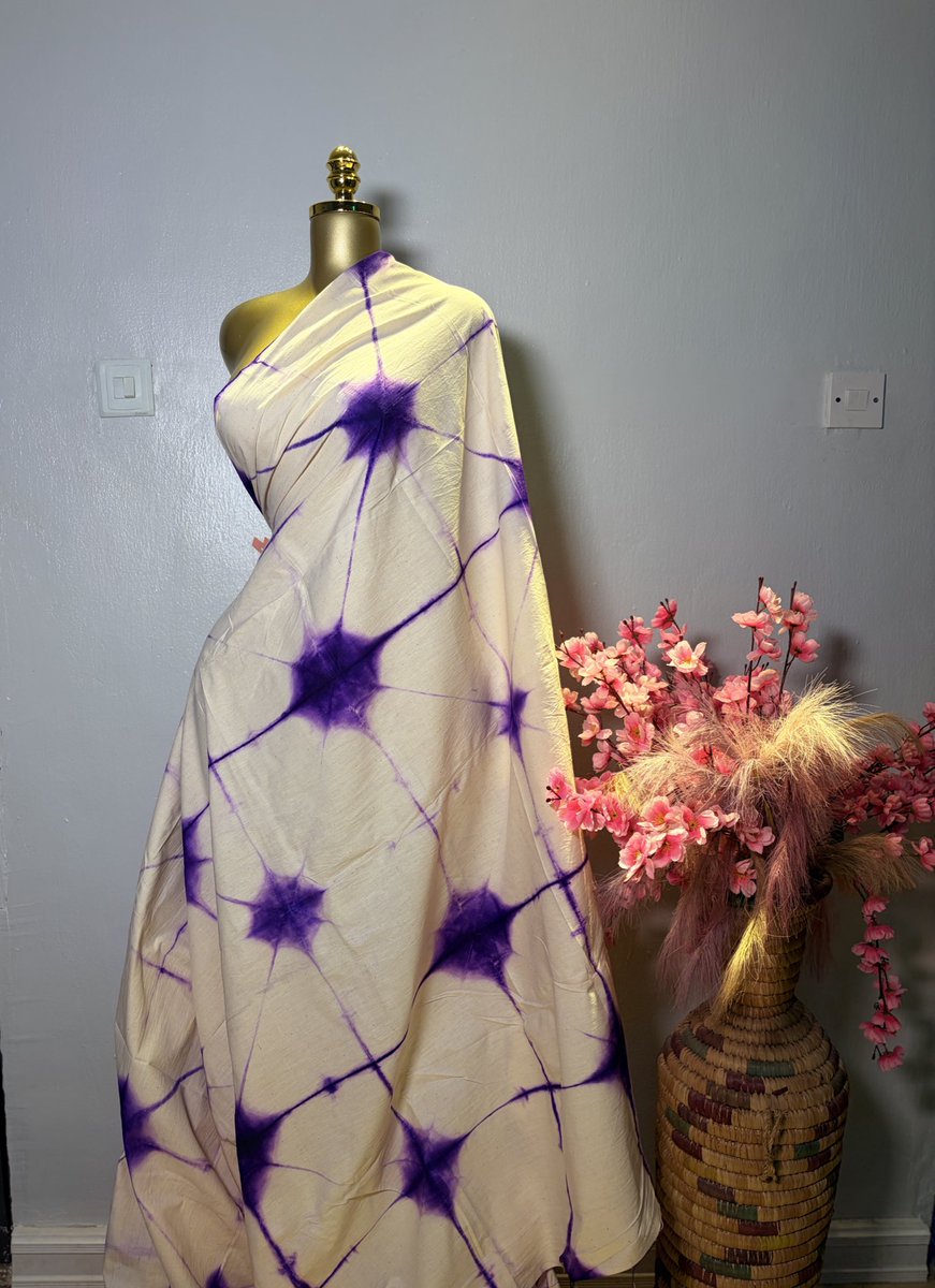 rafiiiiiiiiy's tweet photo. Now that my mutuals are back,

Eni olohun bun ni data ko bawa rt
I have these gorgeous and more adire prints available in 4.5 yards. They cost 35,000 each

Kindly retweet for new owners to find these beauties https://t.co/a2QOoVd469