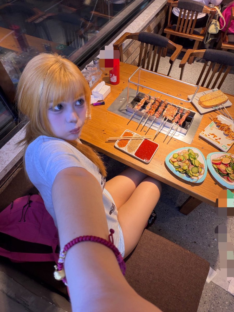 网瘾小子艳丽 tweet media