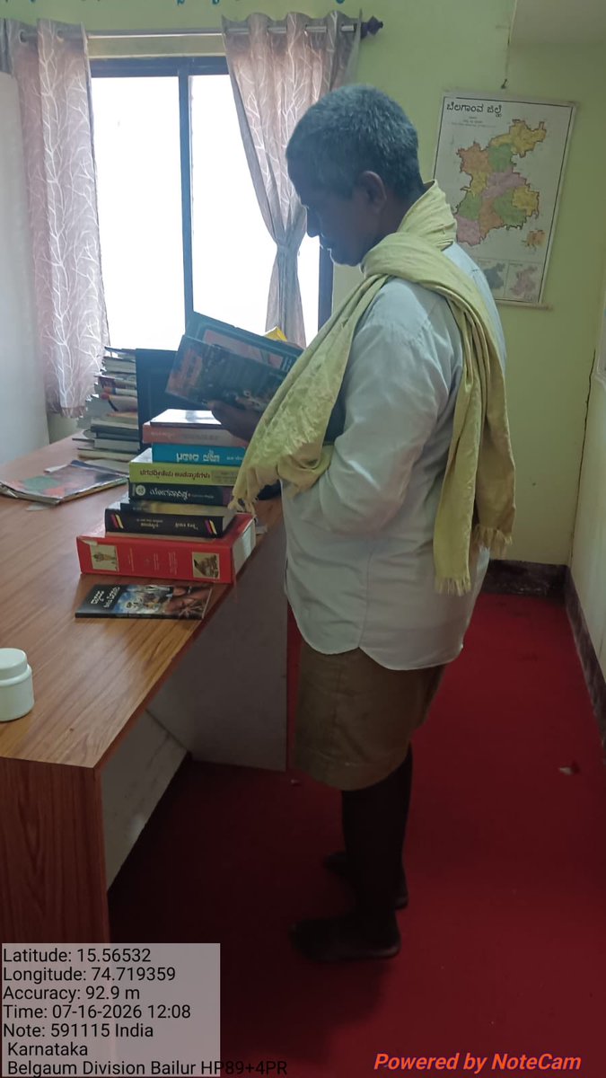 readingkafka's tweet photo. This gentleman took a new membership in the GP library. He has borrowed a book of Maxim Gorky’s stories in Kannada translation.
#librariesforall 🌷🌿📚🌱🕊️ https://t.co/qR8cy7fzEq