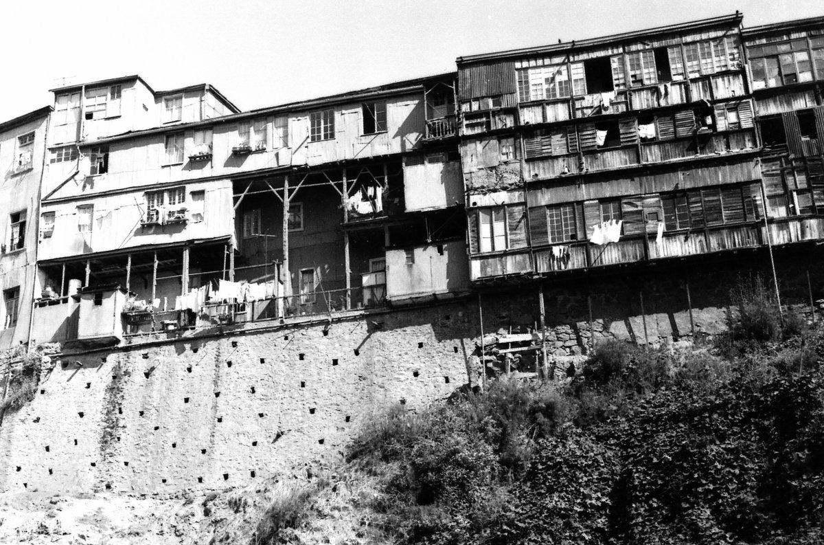 riverasegovia's tweet photo. Valparaíso, diciembre de 1973...

Exposición fotográfica en Sala de Memoria del Estadio de Playa Ancha (Elías Figueroa Braden) hasta fin de julio, de 9.00-20.30 https://t.co/iYHQVXA1Mg