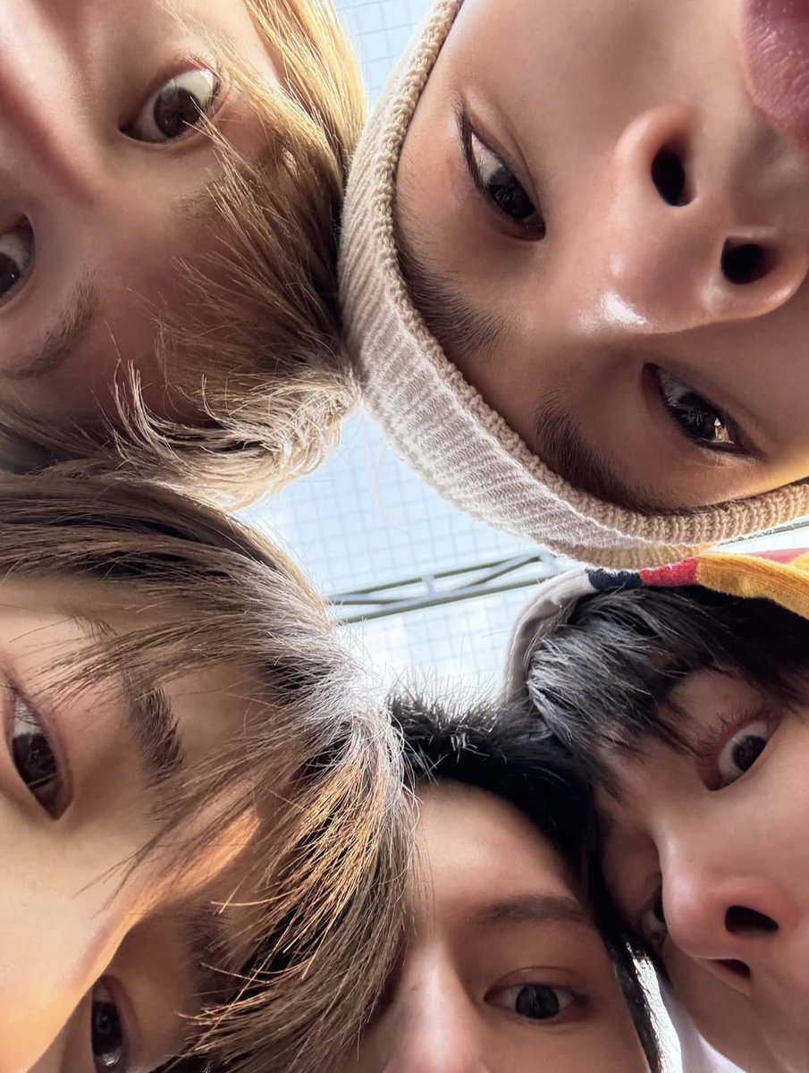 nicemycore's tweet photo. 역시 영크크에 엠지라 그런가 카메라 각도가 평범하지 않네 https://t.co/2zTwzoZ1Fb
