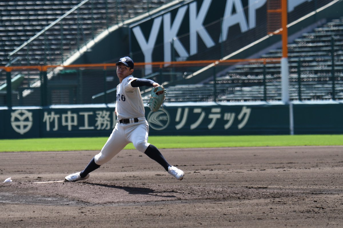 y_141's tweet photo. 20260411 阪神甲子園球場

第2試合は京都大学対同志社大学⚔

#京都大学
渚阿貴 投手

#大学野球 #関西学生野球連盟 https://t.co/S9hsLgKGvS