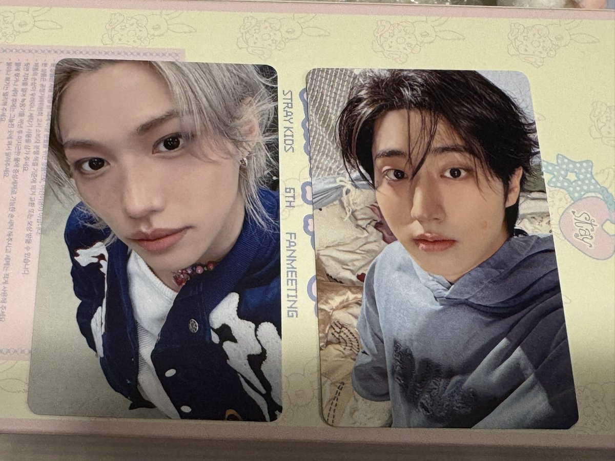 M17m1_12's tweet photo. スキズ　Stray Kids
STAY in Our Little House ペンミ
オンライン 特典　トレカ

【譲】
フィリックス
ハン

【求】
ヒョンジン

郵送での交換希望です。
お気軽にお声掛けください🙇🏻‍♀️ https://t.co/j7dzHBJMAW
