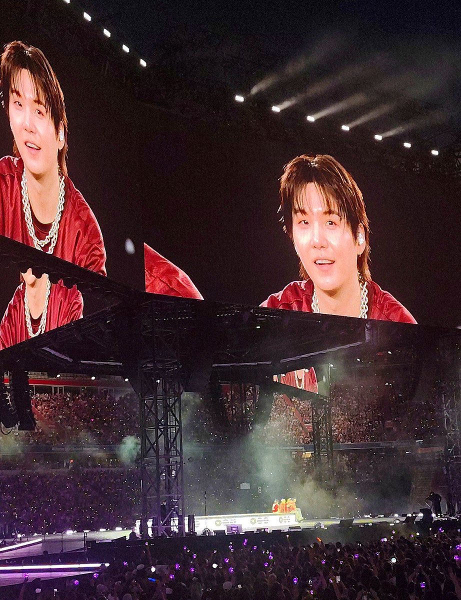 dailyoonccoon's tweet photo. this admin saw both in the same weekend 🥹 https://t.co/X7llclrLxi