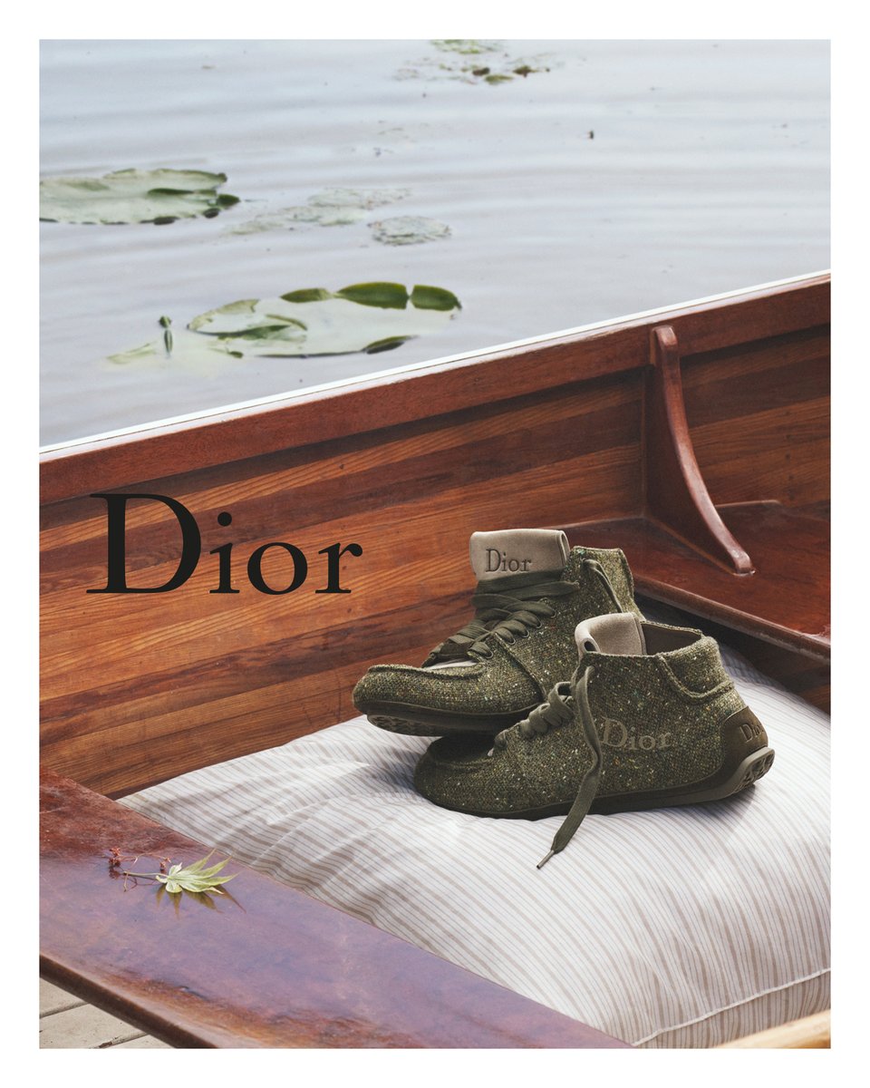 Dior's tweet photo. Dior Winter 2026-2027.
Featuring Josh O’Connor.
In stores and https://t.co/vV4LeZgVrY
#DiorWinter26 https://t.co/FJcS0mNtpA