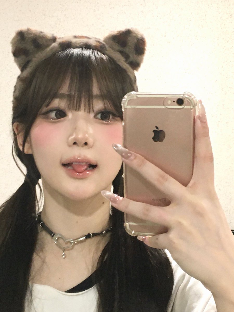 guratan_tgd's tweet photo. 不是啊，可愛的短髮真的至少要剪一次啦 💇‍♀️ https://t.co/6pC9ngyBjr