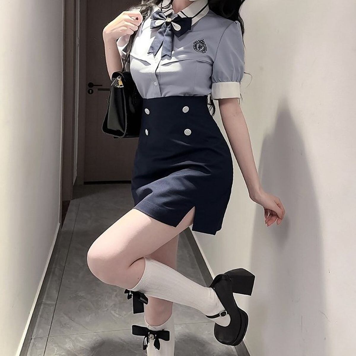 Maidens_Reve's tweet photo. 💕Maiden's Rêve
    プレゼントキャンペーン°˖✧

🎁アカデミーガーリーリボン制服セットアップ🎁
https://t.co/by7p0FNvqG

🎀参加条件🎀
→@Maidens_Reveをフォロー
→このツイートをRT

🎀締め切り🎀
　8月16日

❣ご希望のサイズをコメント/引用RTで当選確率アップ❣ https://t.co/OQrxjlij39