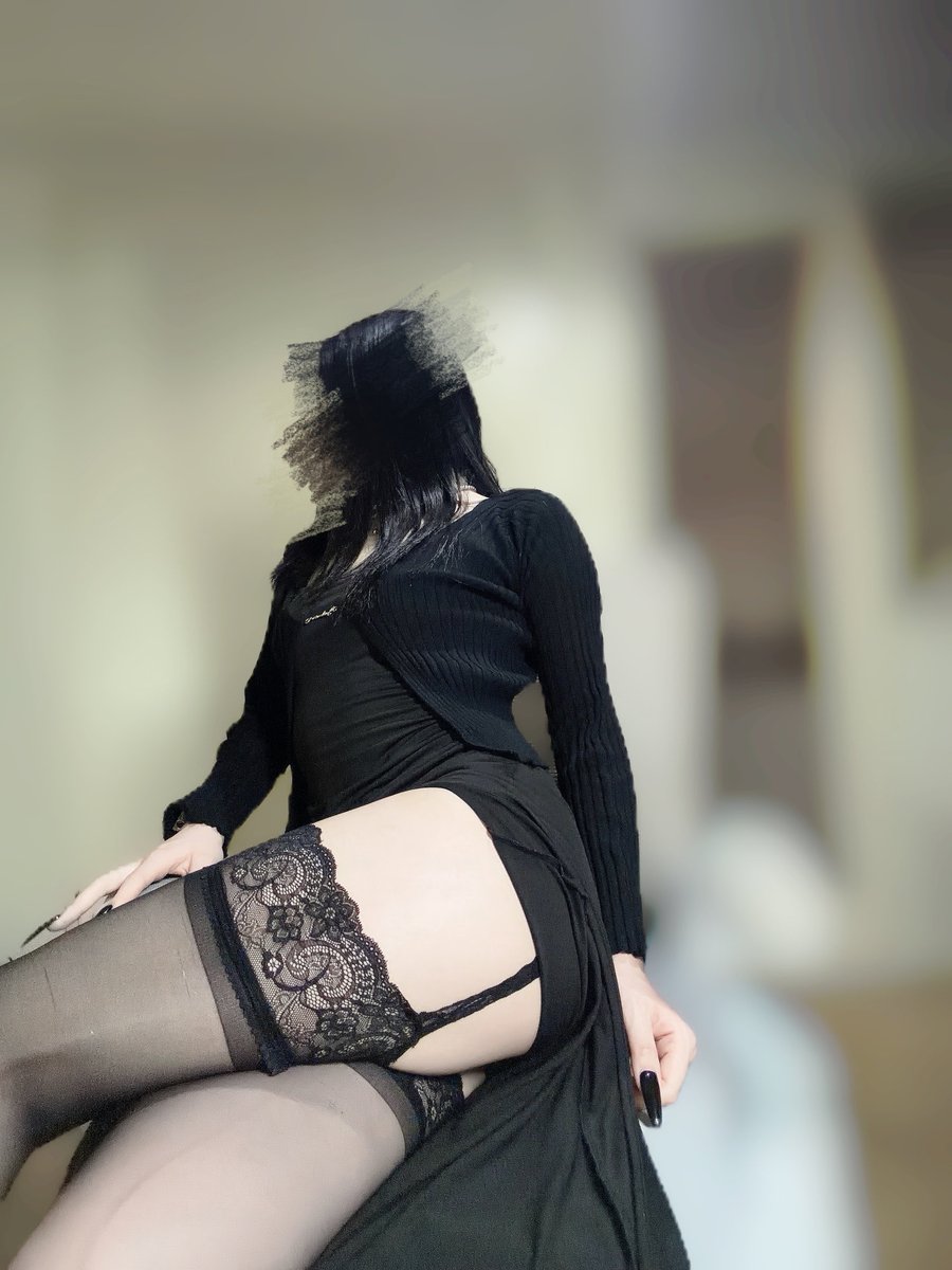 sena_5252's tweet photo. このワンピース、後ろが可愛いの🫪🩶👼🏻前からの写真は寝る前に投稿する〜🫣🫣
#自撮り https://t.co/NNSCq3qZWw