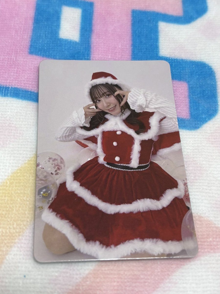 cherry_candy17's tweet photo. 【交換希望】
鈴木愛奈 勇者との密会 
ランダムあいな

求　オフショトレカ　
　　鏡に映った愛奈ちゃん

譲　オフショトレカ　
　　サンタ愛奈ちゃん

本日会場にて、手渡し交換希望です

もし条件合う方いらっしゃればお願いいたします https://t.co/LWO8302CzF