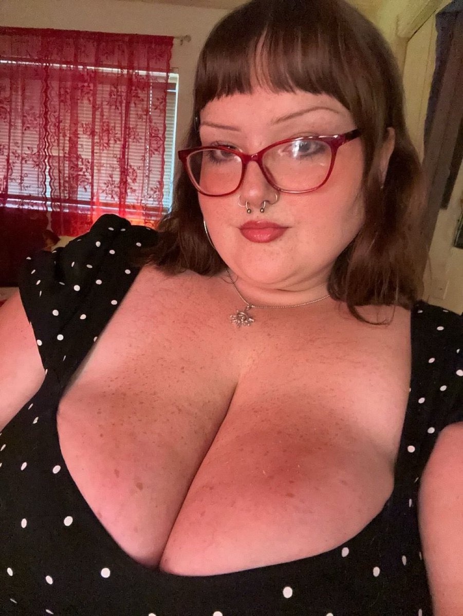 feedme3more's tweet photo. im just such good goon bait >~< 

ssbbw bbw chubby curvy thick big belly fupa PAWG #PAWG #ssbbw #bbw  #curvy #thick #chubby #gainer #feedee #tits #goonbait #wankchat #nsfwtwtً  #sellingcontent #onlyfans #jiggle https://t.co/4FuMRGmTjj