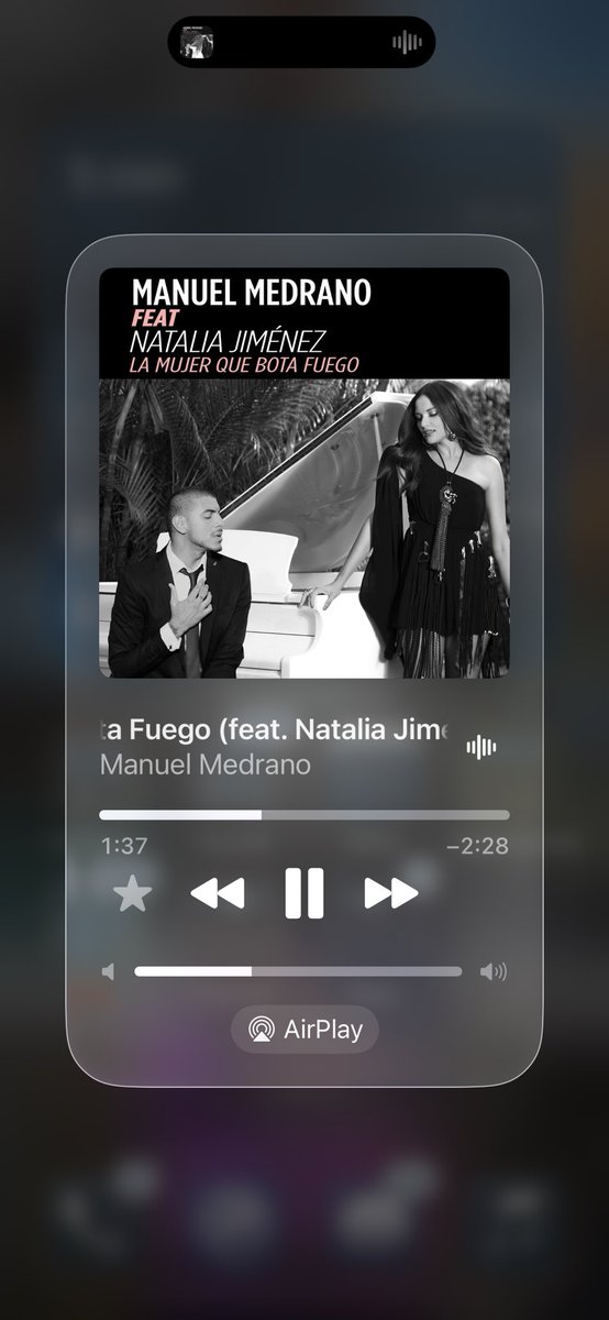 Rodohj29's tweet photo. fui a chambear, regrese e hice de cenar para mi mamá, mi papá y mi hermana mientras escuchaba:

definitivamente la vida es buena https://t.co/N56KiYKlq8