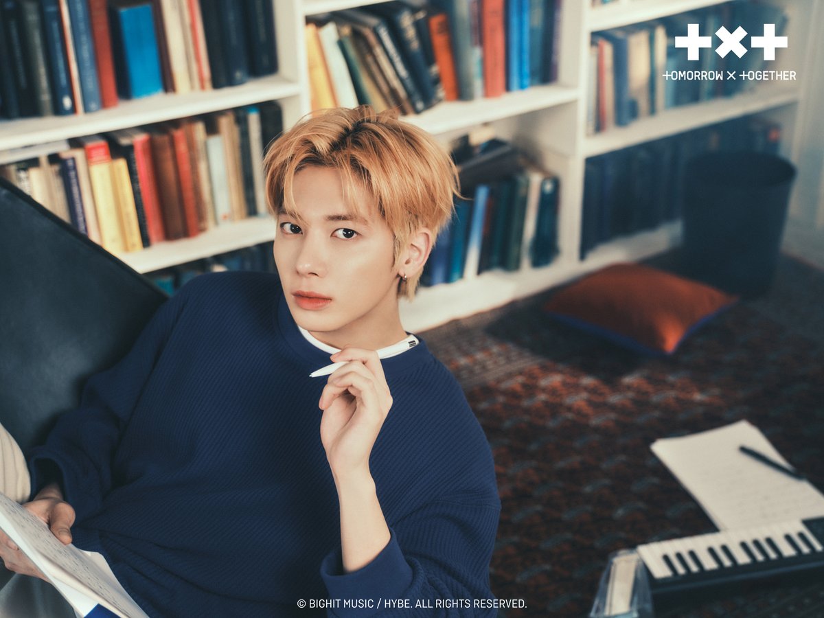 TXT_bighit_jp's tweet photo. 『TOMORROW X TOGETHER JAPAN OFFICIAL MAGAZINE 2026』
BEOMGYU🧸TAEHYUN🐿️HUENINGKAI🐧ティザー写真先行公開

対象者〆切まであと2日！

詳しくはこちら→https://t.co/YQ6Ug7iMnJ

#TOMORROW_X_TOGETHER #TXT
#BEOMGYU #TAEHYUN #HUENINGKAI
#MOA_Membership https://t.co/PPGOrfRs8q