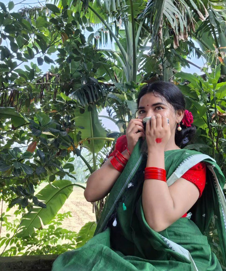 BristyBuri's tweet photo. One day I will wear a sari. https://t.co/hSXh1LCcQ2