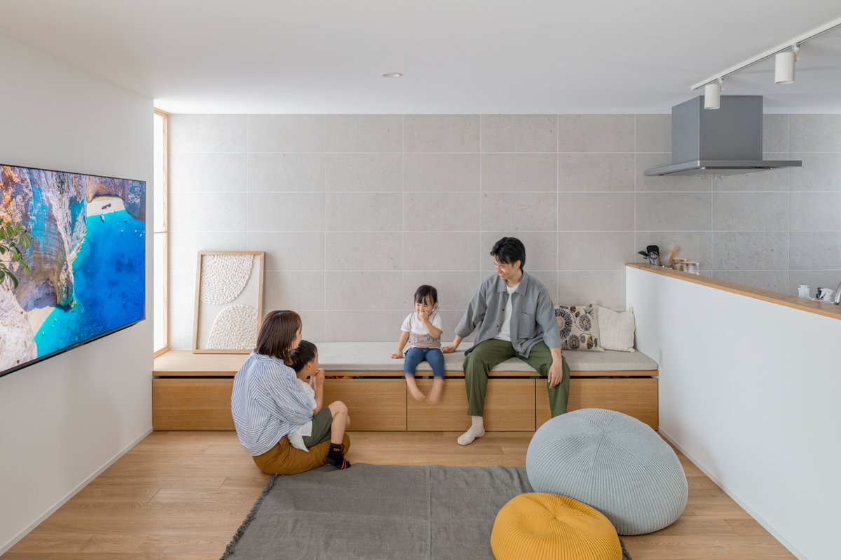 collabo_house's tweet photo. 【記事更新｜家づくり先輩アンケート】
「いつ建てるのがベスト？」の迷いに終止符。 先輩256人のデータが語る、本当の“建てどき”
実際にコラボハウスで家を建てた「家づくり先輩」にお答えいただいた回答をもとに記事を更新しました。
ぜひご覧くださいませ。
https://t.co/SMcPfmN2HR https://t.co/yPmXwbr2UL