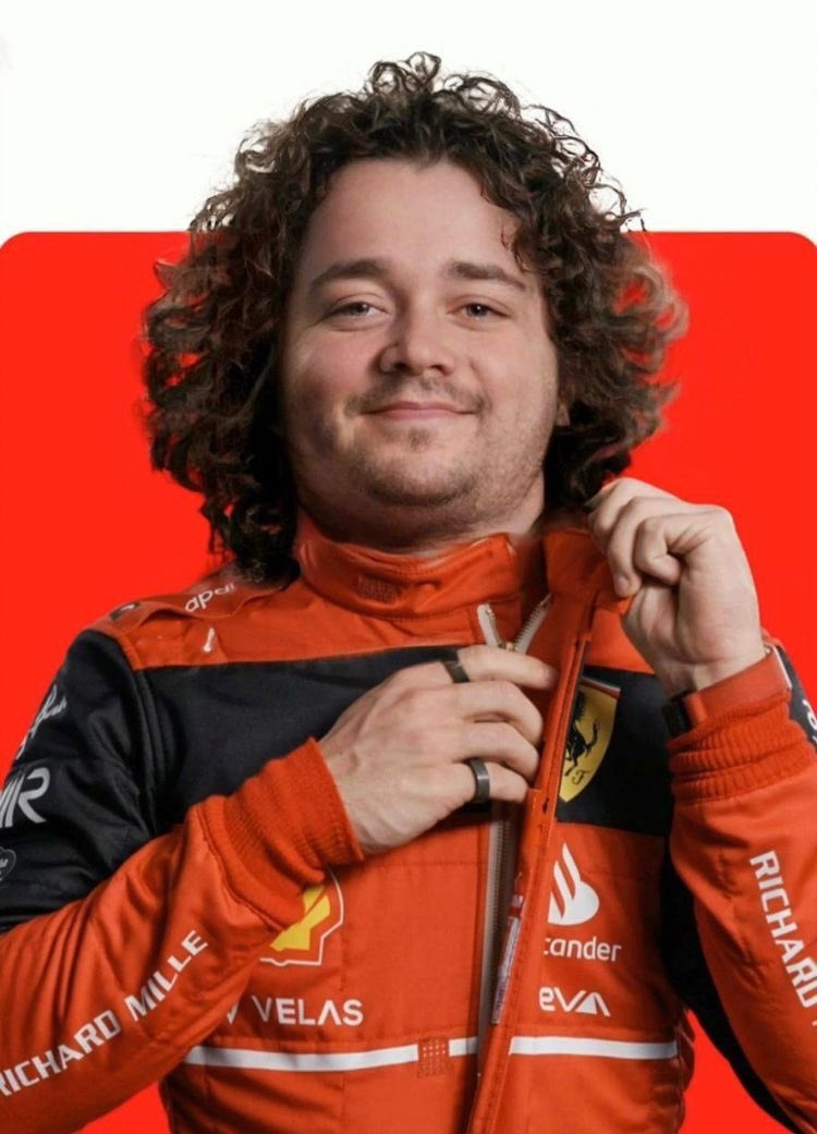 F1HardWalls4K's tweet photo. F1 drivers if there were Fat https://t.co/3TKh4a9n7H