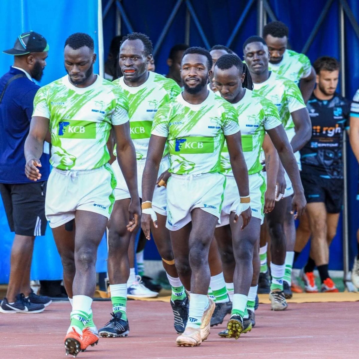 aligura_ef's tweet photo. Bomb Squad: Sevens Circuit will be Kenyan Clubs against Kenya Shujaa.
KCB Rugby Team:

Vincent Onyala 
George Ooro 
Samuel Asati

Jenkins Kipruto
Festus Shiasi
Nygel Amaitsa
David Nyangige

Elvis Olukusi
Michael Wekesa 
Kevin Ochieng
Floyd Wabwire 

#Kenya7s #Shujaa https://t.co/GEBQrGWBbr