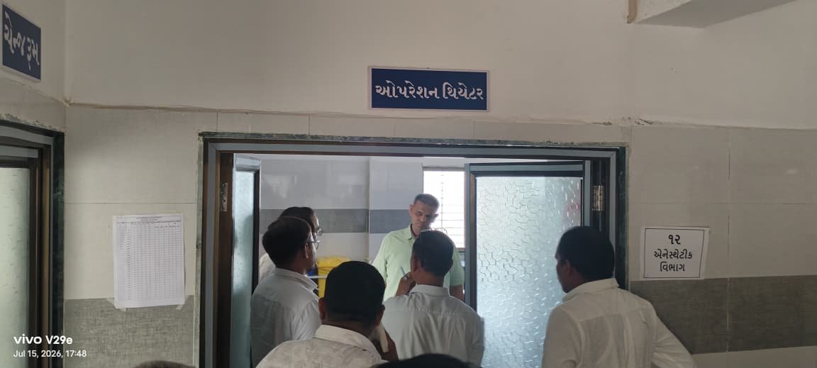 DDOMAHISAGAR's tweet photo. ગતરોજ ગોધર તાલુકાની ચુથાના મુવાડા ગ્રામ પંચાયત ની મુલાકાત લીધી. જે અંતર્ગત ગ્રામ પંચાયત, આરોગ્ય કેન્દ્ર તથા વિકાસના કામોની મુલાકાત લેવામાં આવી અને જરૂરી સમીક્ષા કરી માર્ગદર્શન પૂરું પાડવામાં આવ્યું. @CMOGuj @GujDCoffice @collectormahi @infomahisagar https://t.co/CpolTSa2se