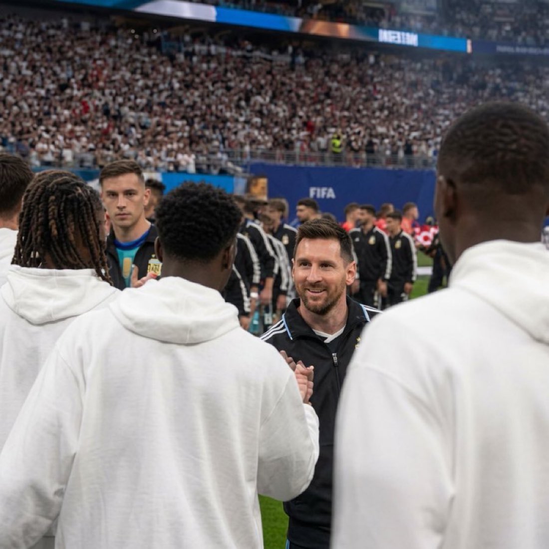 EduardoHagn's tweet photo. 🐐 https://t.co/UK6KMXAPyv