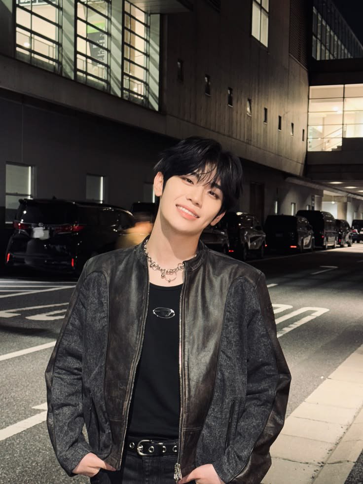 dispatchbaseone's tweet photo. [EXCLUSIVE] ZEROBASEONE'S Kim Taerae is reportedly leaving Wakeone Entertainment but will continue his activities as a IZNA member. https://t.co/CC568bcSWk