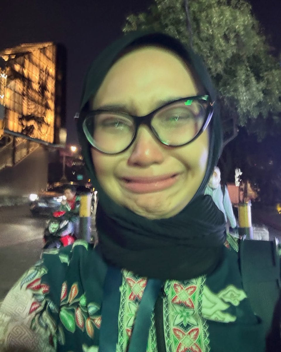 Pak satpam galak tweet media