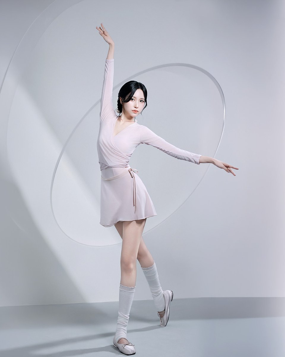 TFIT_JP's tweet photo. バランスが整った瞬間、
理想のベースが完成。

崩れにくい自信
自然に引き立つなめらかな肌キメ

TFITが届ける
新しいベースメイクの基準

𝗣𝗲𝗿𝗳𝗲𝗰𝘁 𝗕𝗮𝗹𝗮𝗻𝗰𝗲, 𝗣𝗲𝗿𝗳𝗲𝗰𝘁 𝗕𝗮𝘀𝗲

MINAと共にスタートを切る
TFITのNEWベースをチェックしてみて🤍🩰

#TFIT #ティーフィット #breathewithtfit #ベースメイク #MINA
