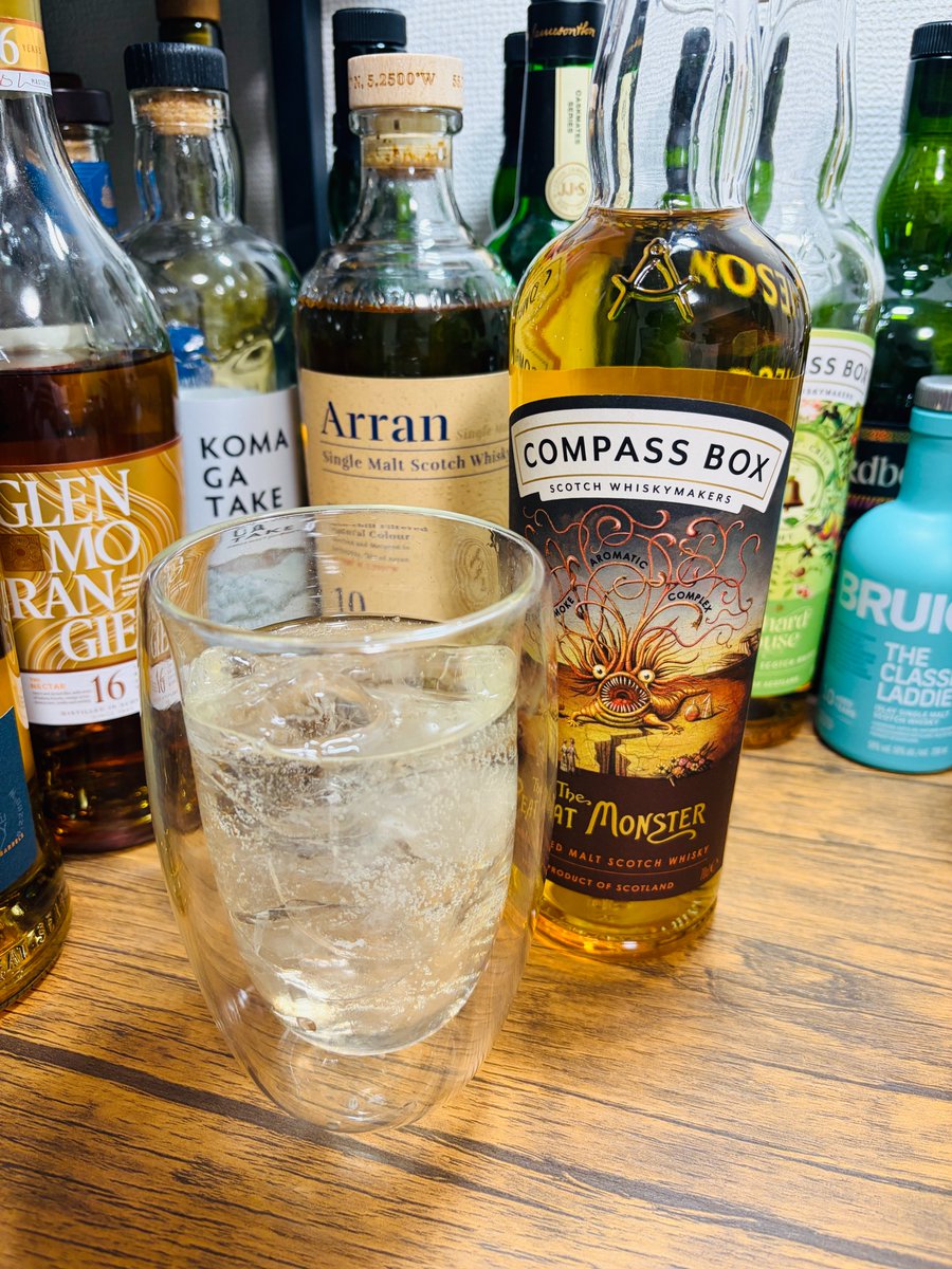 RRE_PR's tweet photo. 今日もお疲れ様でした！ #乾杯
今日の一杯は
「コンパスボックス ピートモンスター」
カリラやラフロイグなどのアイラモルトを軸にしたブレンデッドモルト
名前ほど重すぎずスモークと柑橘感のバランス型
ピート好きなら一本置いておきたくなるタイプです
#企業公式相互フォロー #不動産業 #ウイスキー https://t.co/a7tnGZCjuM