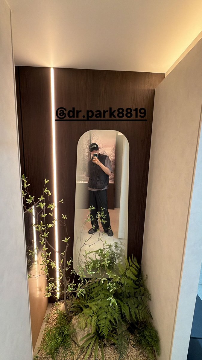 bobobeom's tweet photo. Seulong IGStory 🥔 https://t.co/OHGVXYpxtK