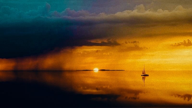ArvindIyer15's tweet photo. #conquer
#vss365
She conquered her fears and set sail into her dreams – nightmares to be precise, & now as her sleep's listless boat bounced off the sea's ebbing & flowing waves, a sudden edge of a shocking gold-orange started becoming apparent in the distance. The horizon was rising over the abyss, bringing light with it, into her world that was not so long ago, just a void housed in darkness.