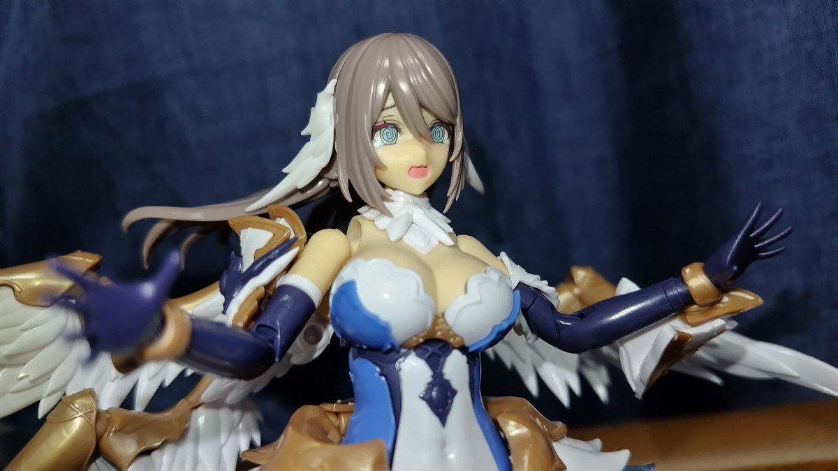 rn6fr4's tweet photo. @arcanadea_info じろ～

シャル「ちょっとエルちゃん！発売が2ヶ月早いあたしよりなんで先にグランデ化なの！？」

エル「はわわ、アタシは知らないの、運営さんに聞いて！！」

というわけで、めちゃめちゃエルメダのグランデ嬉しいですけど
シャルメドも待ってます https://t.co/vjAHcX4ng9