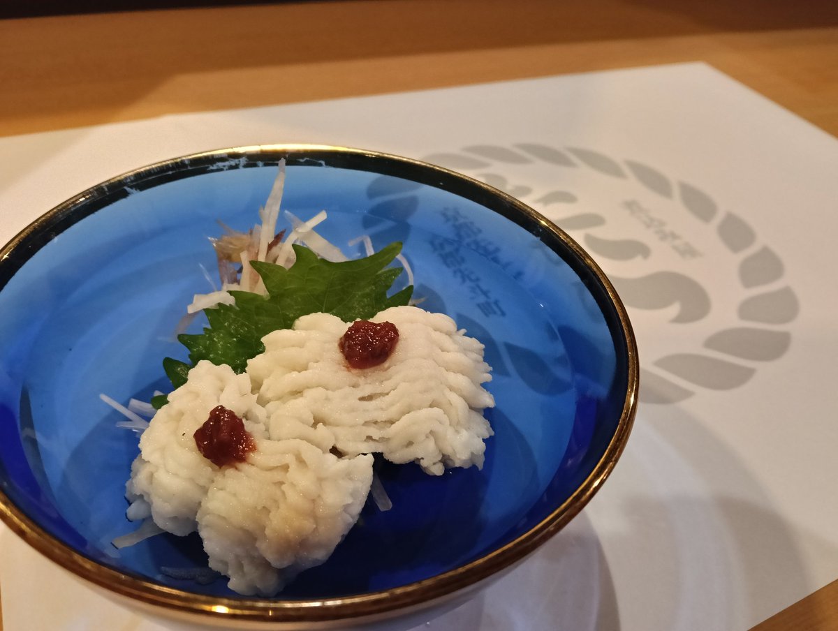 fumhis's tweet photo. 7/16 祇園祭 宵山
先斗町歌舞練場斜め前2階
煮込み屋たらちゃん Open !

茹だるように暑いです💦
熱中症にお気を付け下さい🍀 https://t.co/xmaU7XhENM
