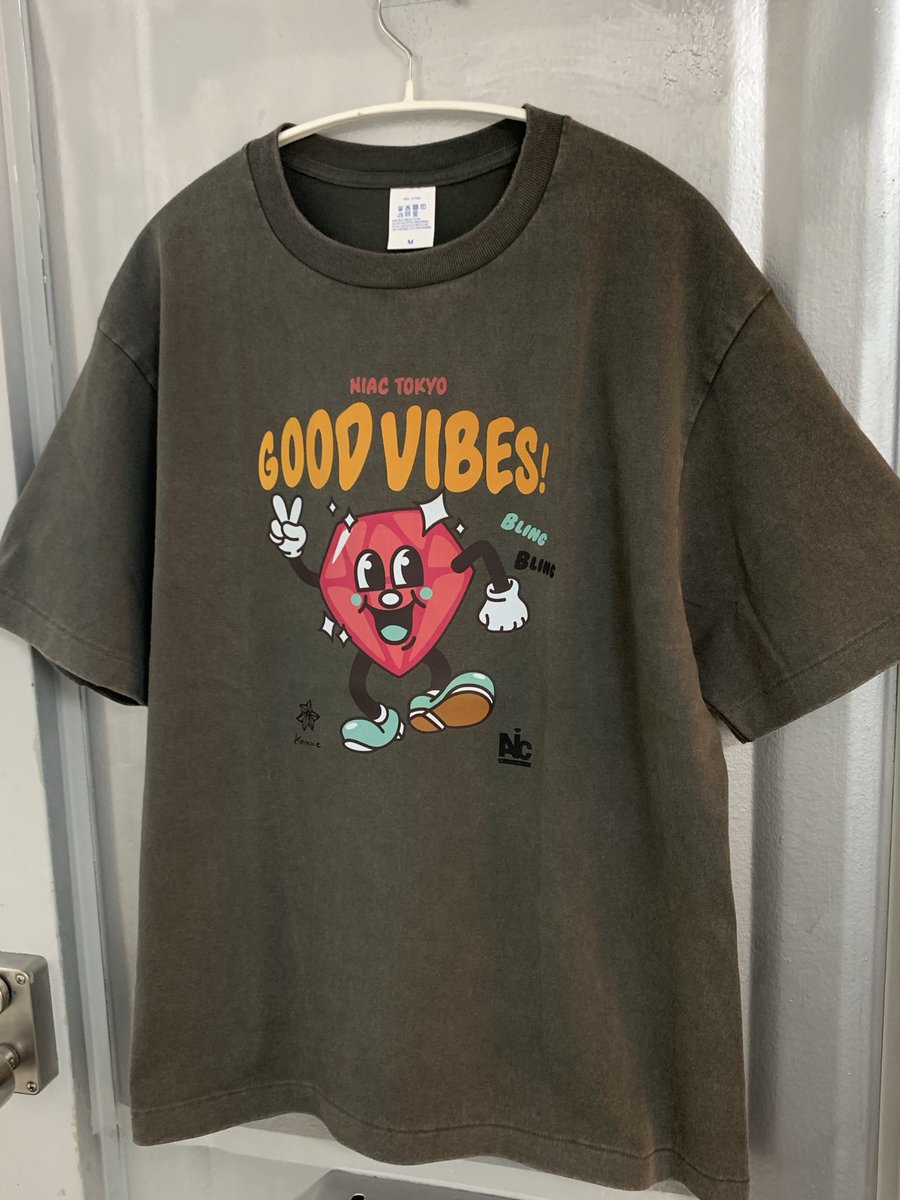 maniaczenya's tweet photo. フェードグレーをベースに

GOODVIBES!プリントT
NEEDWEED カーキラメT

2パターン

サイズM.L.XL

#niac https://t.co/GnWbNBzJVr