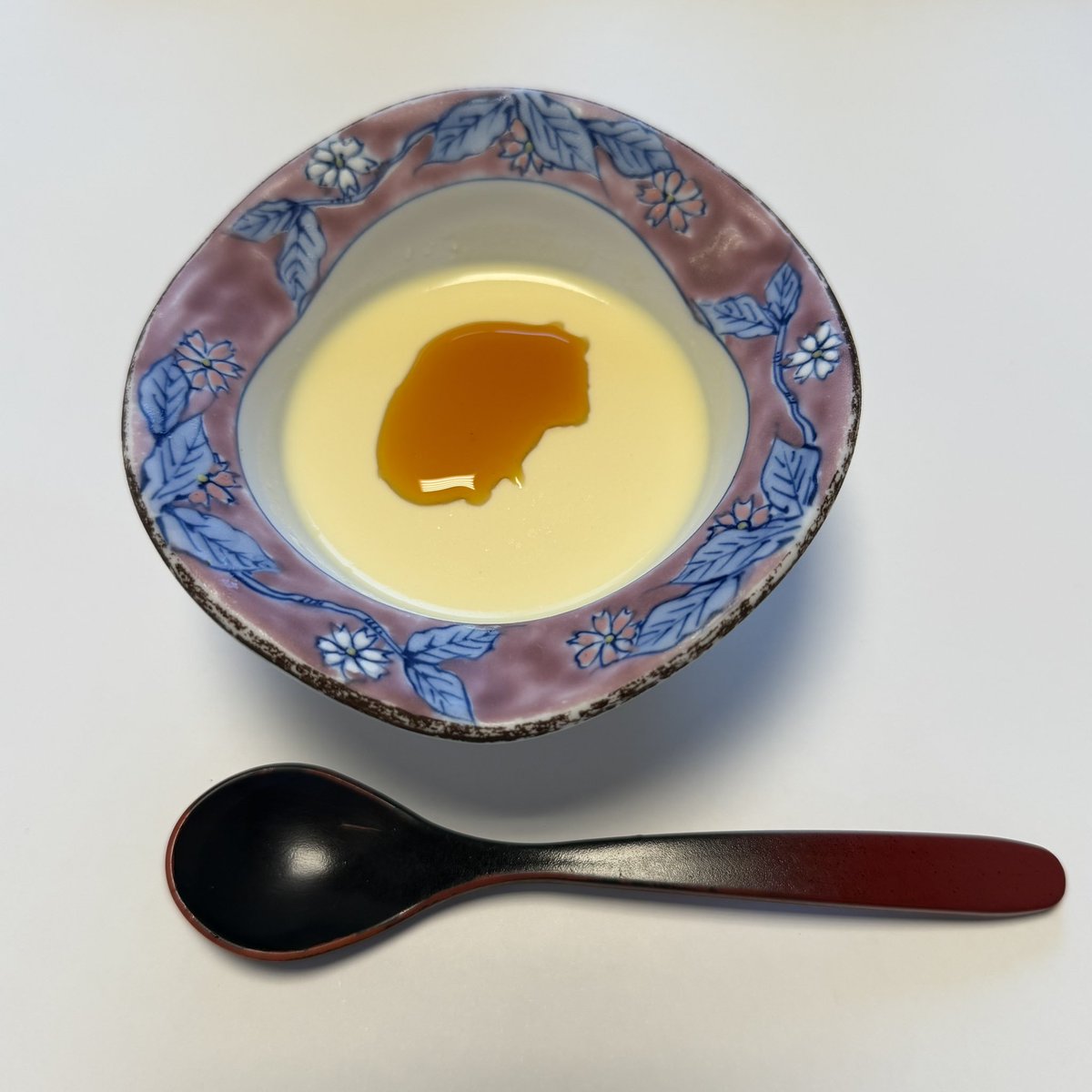 caramelsource's tweet photo. 本日は部下たちを連れてランチミーティング。いつも頑張ってくれてるのでお礼も込めて！ https://t.co/JwZPn09rgq