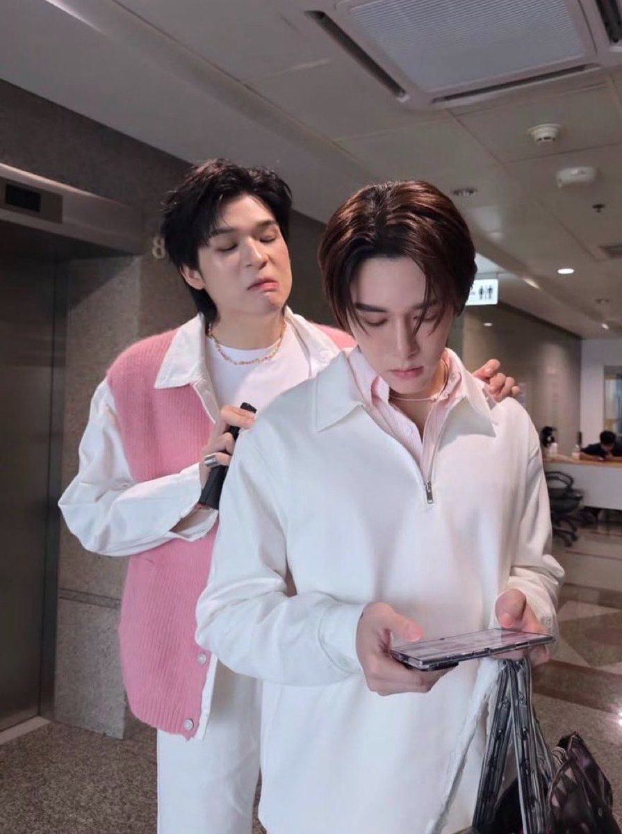 coldcoldcola's tweet photo. ถ่ายกะแฟนยังไงก็น่ารัก 🥰 https://t.co/T5IzU5C33s